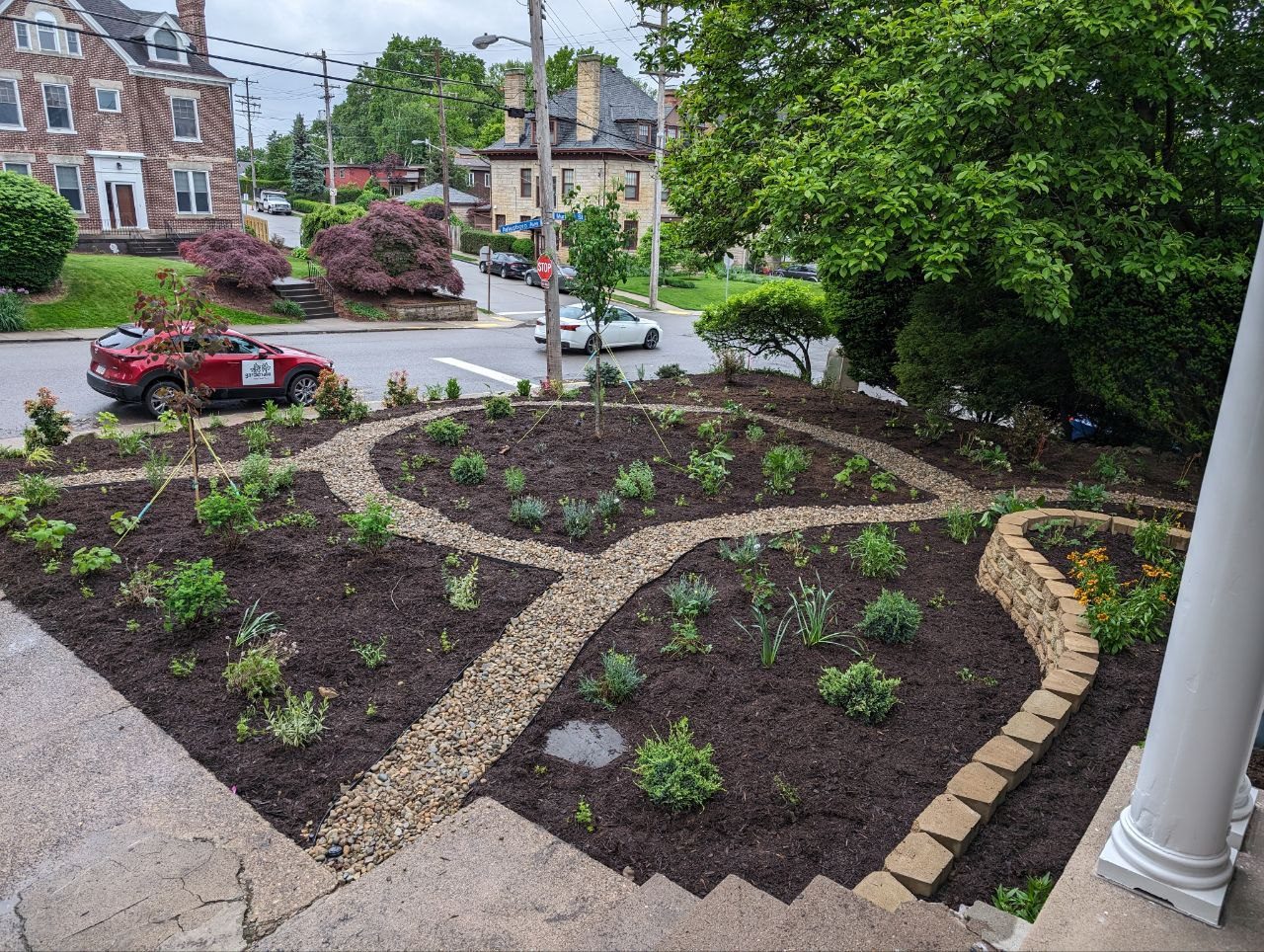 Squirrel Hill North garden — completed planting
